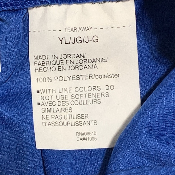 Boys Under Armour Loose Fit Blue Shorts Size Youth LARGE NEW WITH TAGS - Picture 8 of 8